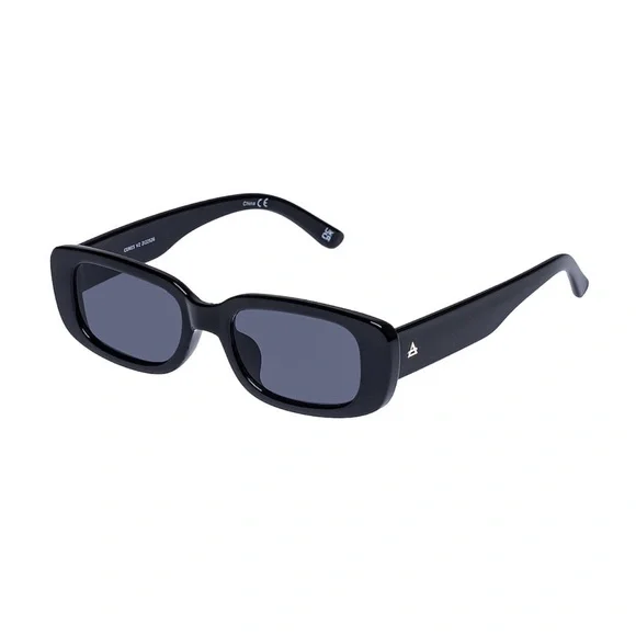 AIRE/Revolve Ceres sunglasses in Black AIRE Ceres V2 in Dark Tort & Smoke Mono | REVOLVE main image 3